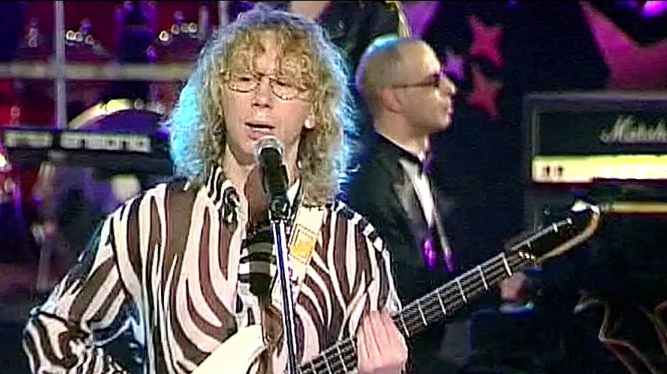 Действительно ли песня "Я вернулся к тебе моя девочка" - пример отношения Аркадия Укупника к любви смотреть онлайн