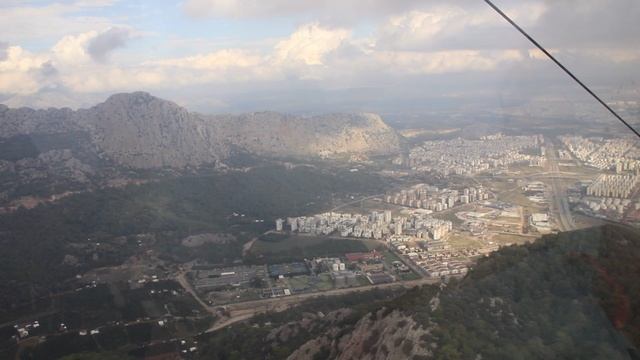 Турция. Анталья. Спуск по канатке с горы Тюнектепе. Виды на окрестные горы и город Анталью!