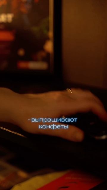 🎃Счастливого Хэллоуина🩸

Это лучший Хоррор, что я создавал) 

👋Я Женя, снимаю кино о чувствах и юмор