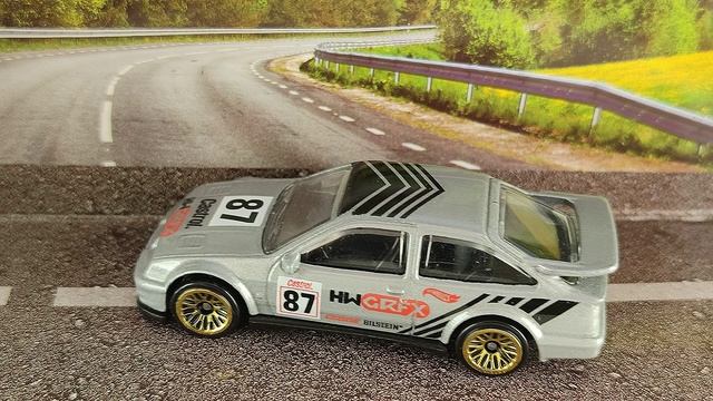 FORD SIERRA смотреть онлайн