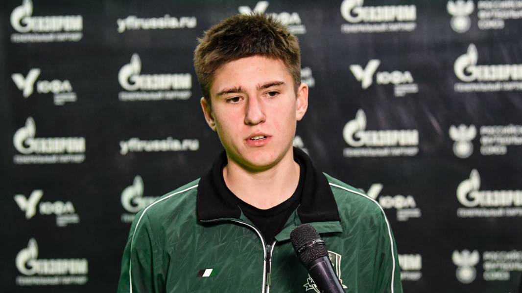 Дмитрий Поздняков: «Понравилась игра: старались выполнять установку тренера, контролировать мяч» смотреть онлайн