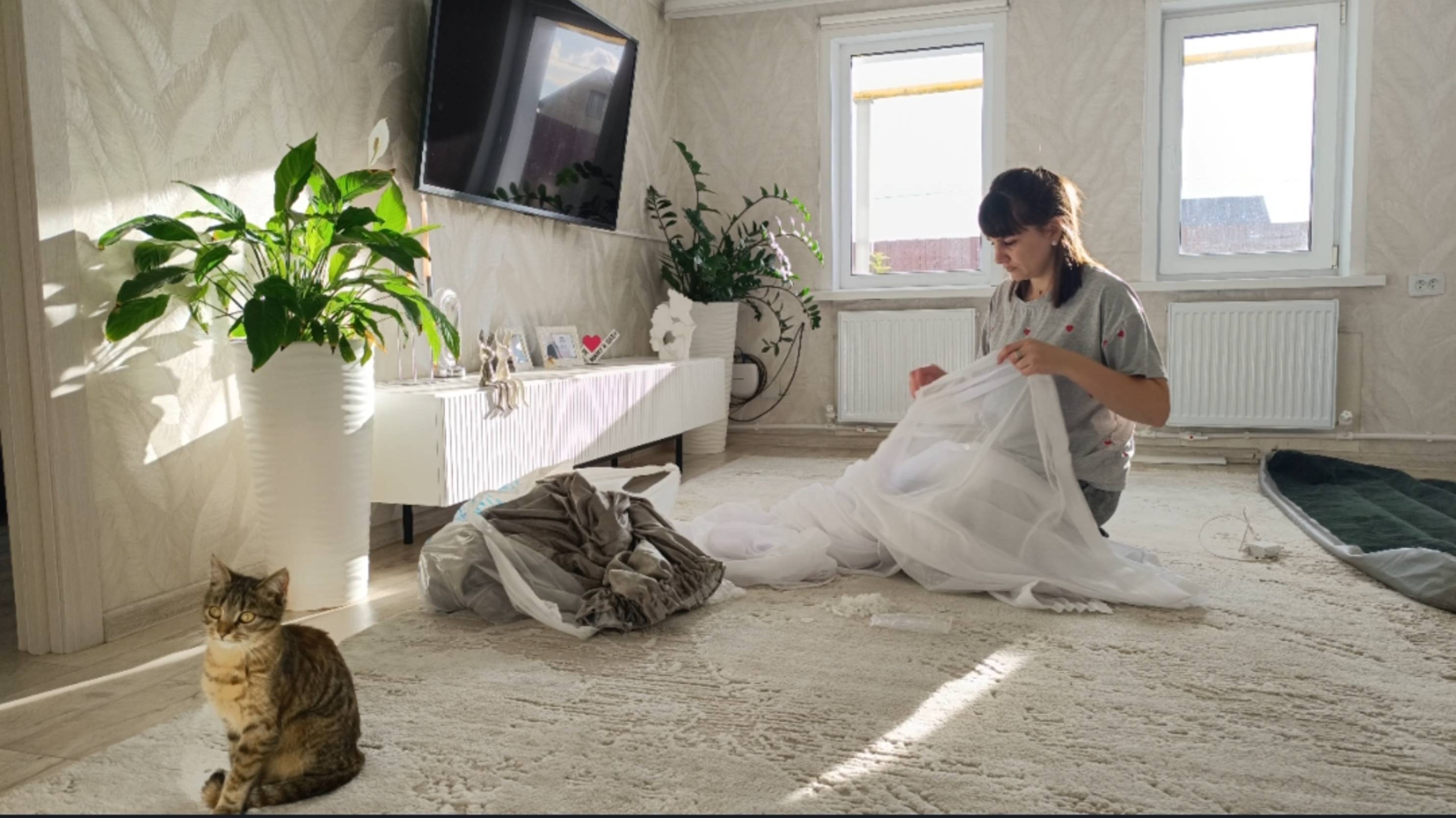 ВЕРНУЛАСЬ В РОССИЮ/ПОВЕСИЛА ШТОРЫ/ОТКАЗАЛИСЬ ОТ ДИВАНА/НЕРВНЫЙ ДЕНЬ смотреть онлайн