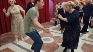 1 ноября.Три лилии...