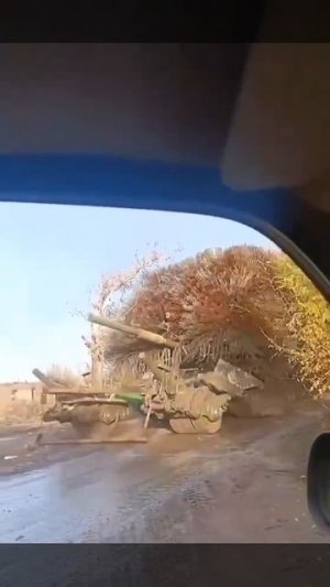 Усиленная защита от дронов на танке