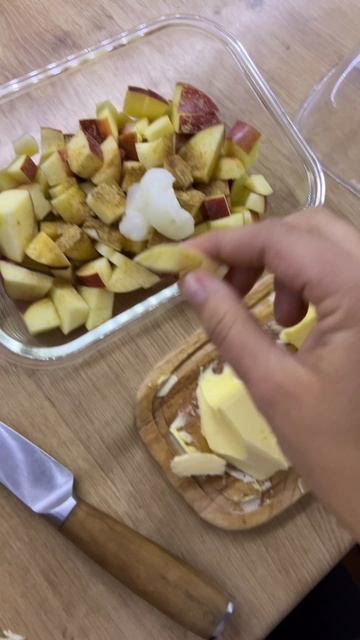 Осенний полезный десерт🍎 смотреть онлайн