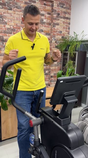 Почему эллиптический тренажер лучше беговой дорожки? смотреть онлайн