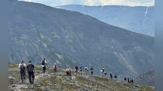 Хибины, озеро Академическое и пик Марченко. смотреть онлайн