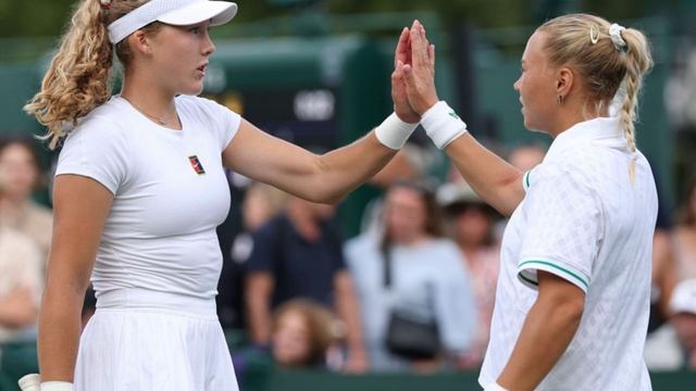 Андреева и Шнайдер с поражения стартовали на Итоговом турнире WTA в Эр-Рияде