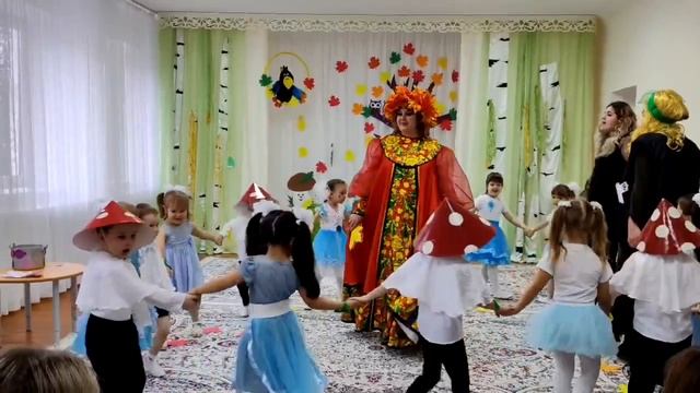"Праздник осени"(средняя группа)