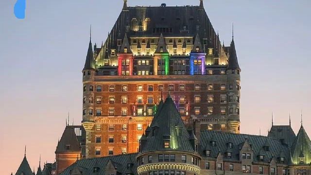 Замок «Шато-Фронтенак»