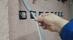 Как быстро зачистить провода от изоляции