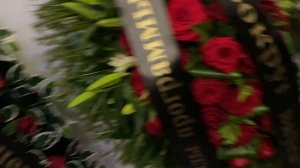 МОЙ ПАПА ВСЕГДА ГОВОРИЛ ЧТО БУДЕТ СО МНОЙ … ДО СЛЁЗ | ДОЧЕНЬКА РОМАНА ПОПОВА ПРИШЛА НА ПОХОРОНЫ ОТЦА