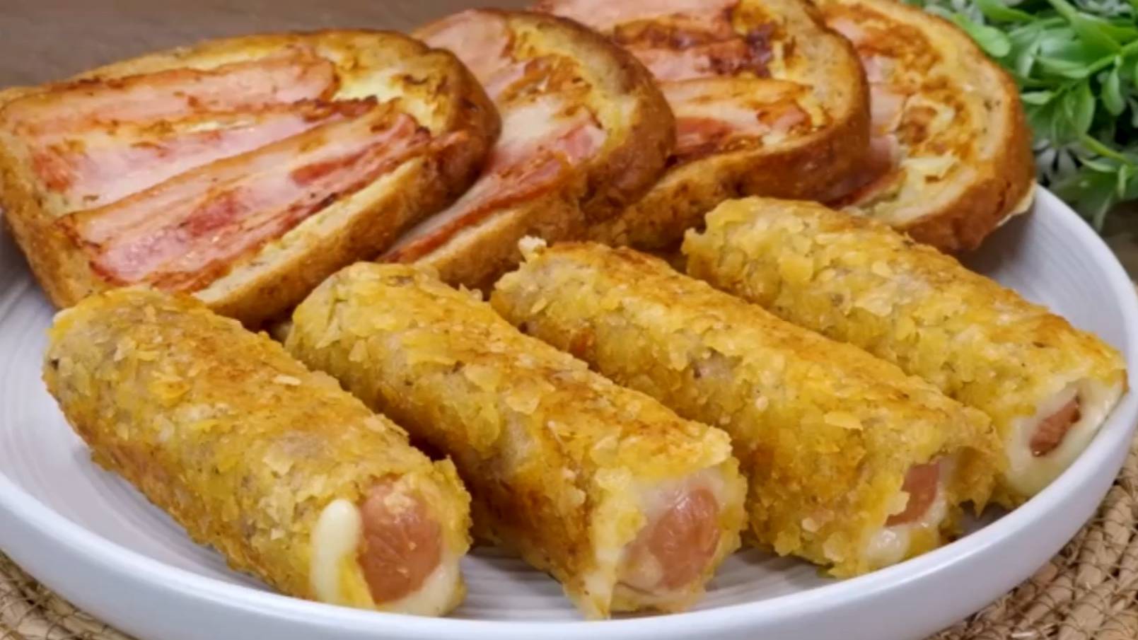 Рецепт бутербродов | Простые бутерброды | С сосисками и сыром смотреть онлайн