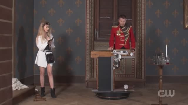 Секрет фокуса с разделением человека смотреть онлайн