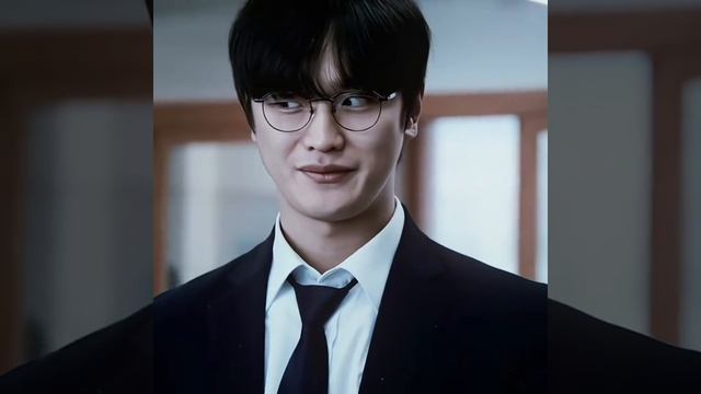 название: первый герои старшей школы