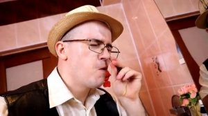 ТУСОВКА / СЕРИАЛ "БЕЗУМНАЯ СЕМЕЙКА" 4 СЕРИЯ