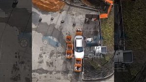 Водитель, который перегородил мусорку в челябинском ЖК, поплатился за содеянное