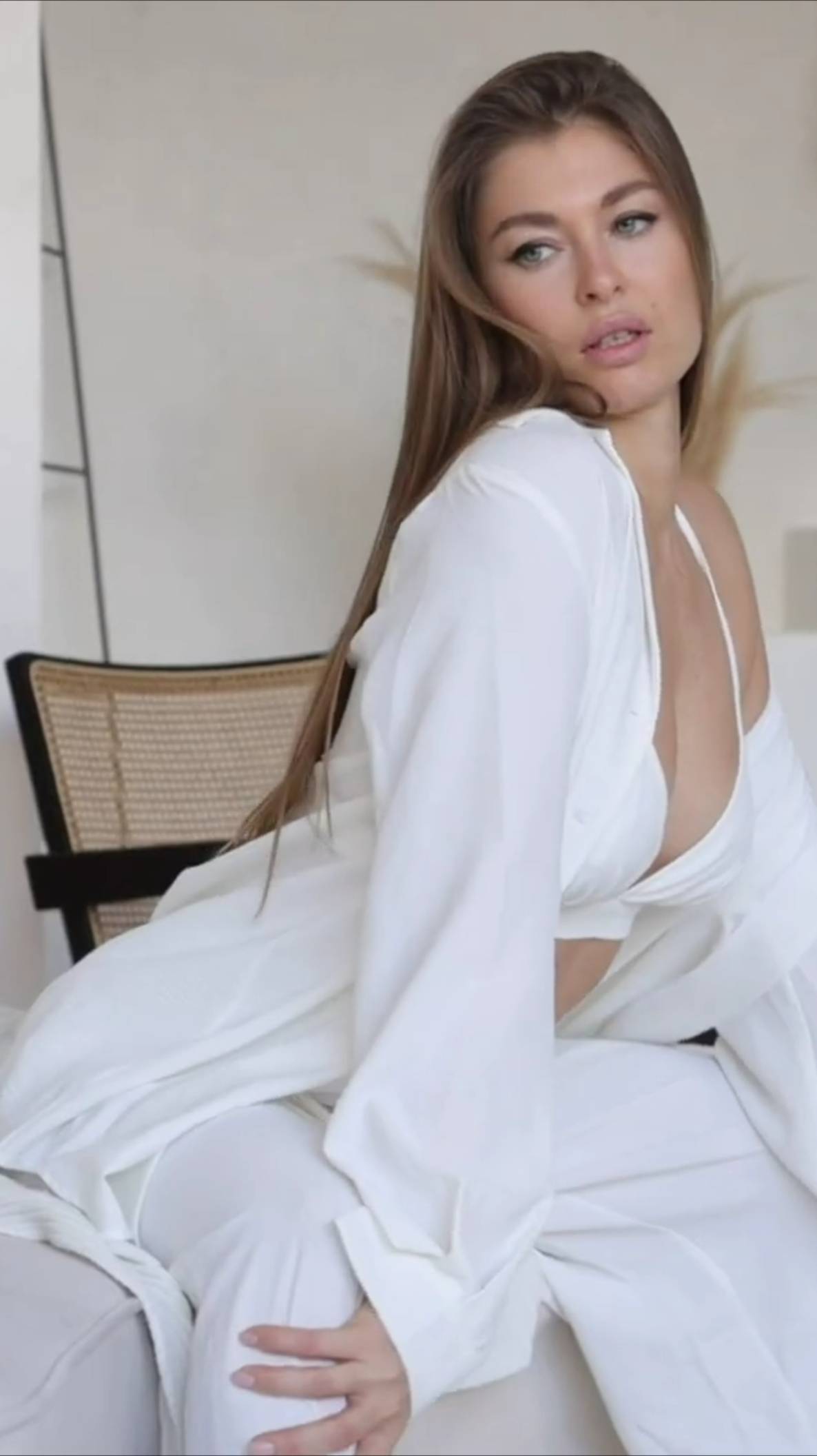 K.MARO - FEMME LIKE U [MUZHUB] смотреть онлайн