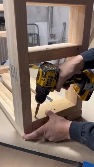 Простая обувница своими руками за пару часов