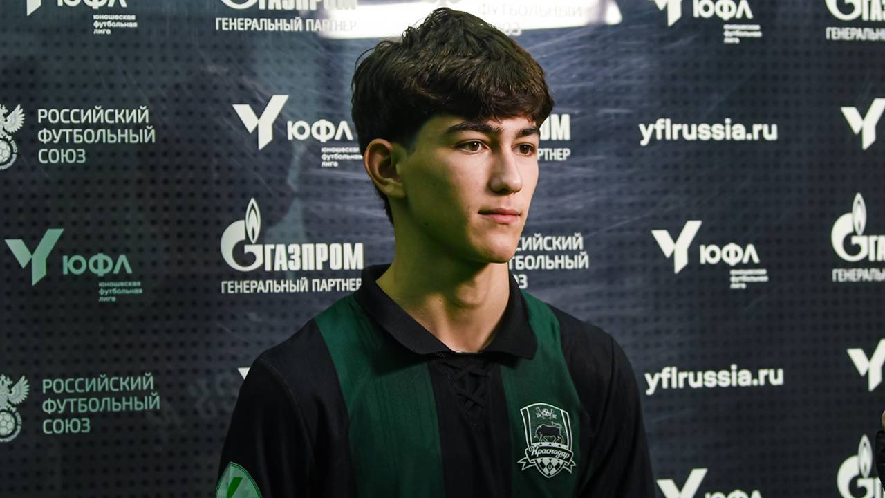 Магомед Гусейнов: «Во втором тайме вышли игроки, которые помогли нам достичь крупной победы» смотреть онлайн