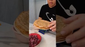 2.11 ПЕРЕКУСЫ 
БЛИНЫ С ТВОРОГОМ И ВИШНЕЙ