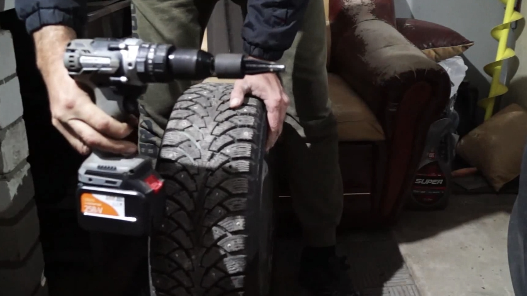 ДОШИПУН-шипуем колёса самостоятельно. смотреть онлайн