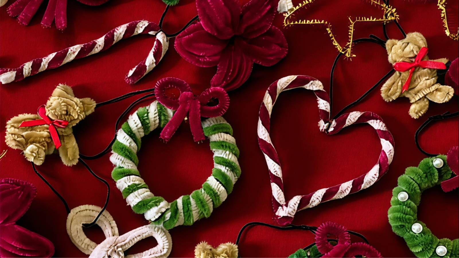 НОВОГОДНИЕ УКРАШЕНИЯ НА ЁЛКУ ИЗ СИНЕЛЬНОЙ ПРОВОЛОКИ смотреть онлайн