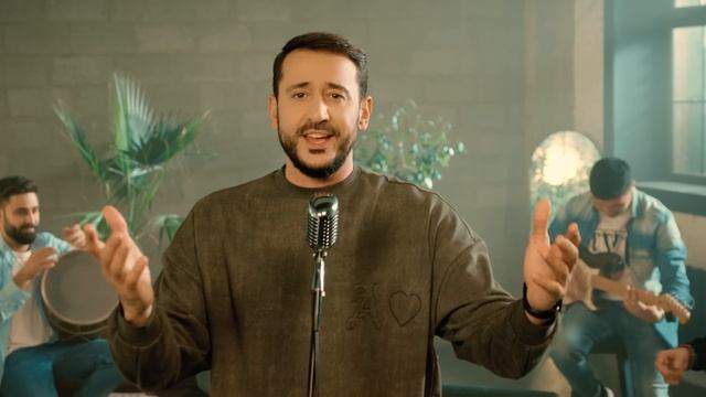 🇦🇲 Арут Памбукчян & Arame / Հարութ Փամբուկչյան & Արամե - Եկար հովի թևերով / Այգուս նայելով 🎵❤️🌹