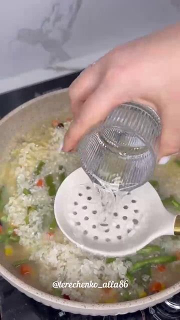 Самый вкусный рассыпчатый рис по-мексикански смотреть онлайн