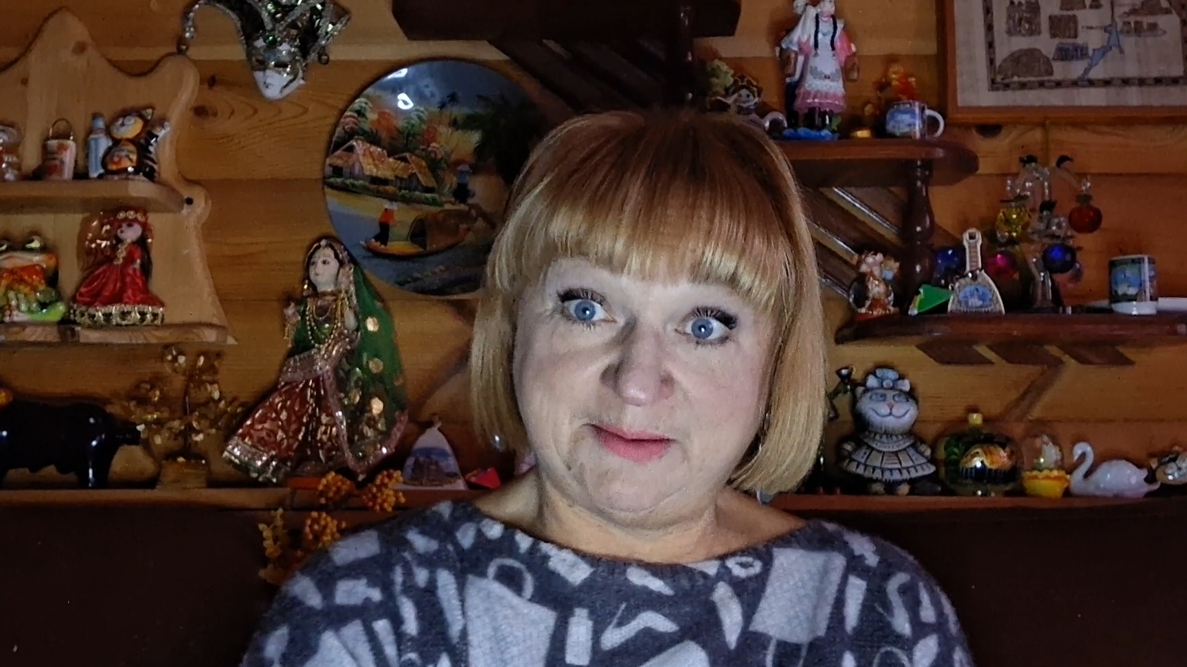 А не рвануть ли нам в Бахрейн... смотреть онлайн