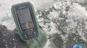 Эхолот garmin striker vivid 4cv с зимним датчиком.