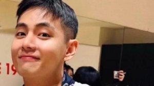 "✨ Тэхён:Непревзойдëнный Король K-pop! 🌟 18.7м. просмотров на википедии! 😱💖"