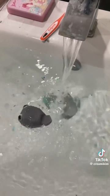 День 5! жду когда мне напишет сам(а) Oceac Pebble смотреть онлайн