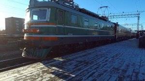 Ретропоезд Уральский экспресс на станции Шувакиш