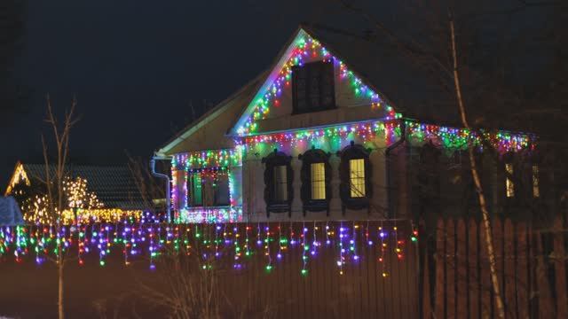 Гирлянды смотреть онлайн