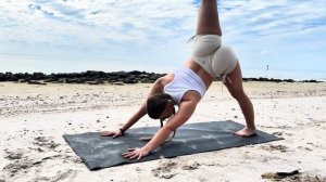 Beach Yoga Flow #stretching