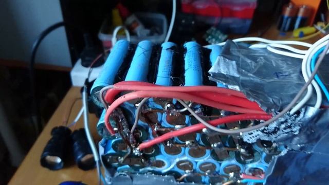 Ремонтируем батарею для электровелосипеда на 18650. Ремонт АКБ литион от Ли форсе. Саморазряды. смотреть онлайн