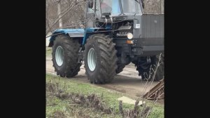 Трактор т 150к с двигателем ЯМЗ 238 после капитального ремонта на трале поехали !!!!