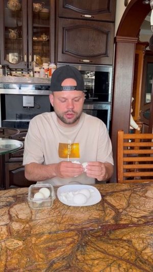 Яйцо в крутую потом в микроволновку! А вы знали?