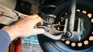 Сломалась задняя пружина. Сандеро Степвей 2.