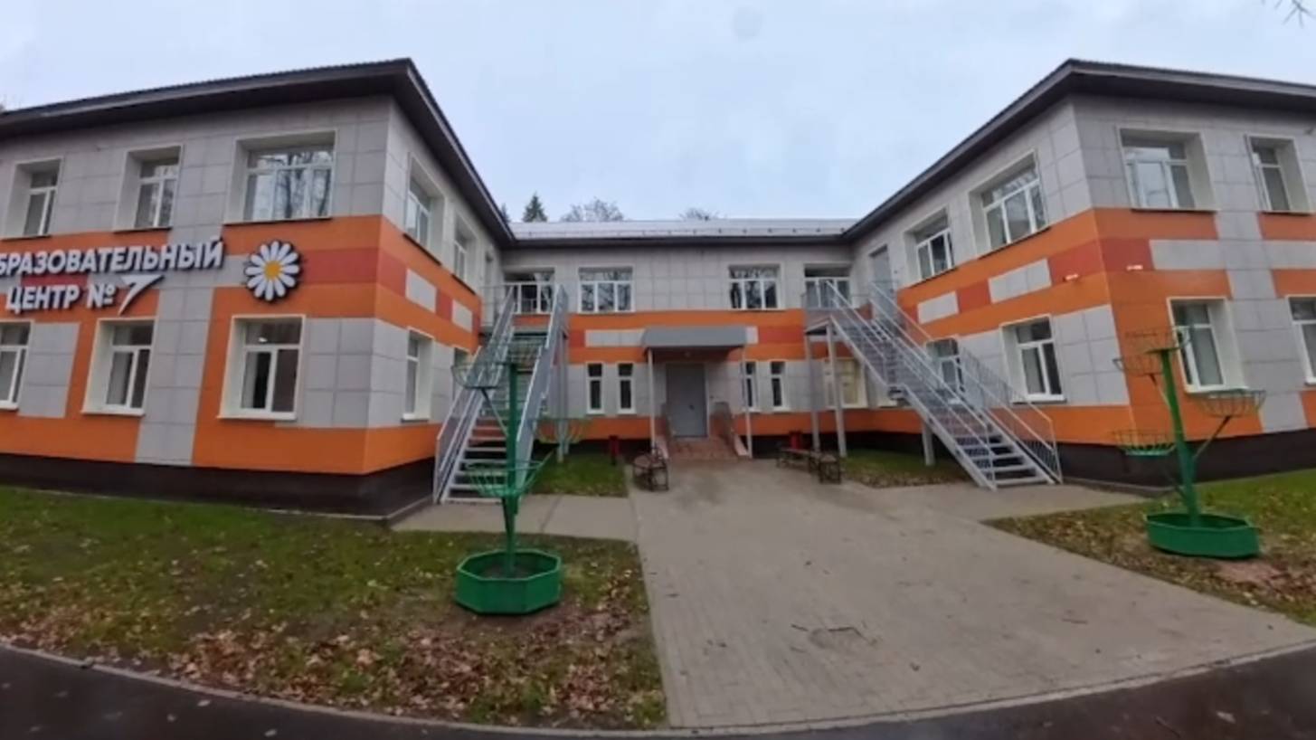 В округе Пушкинский продолжают приводить в порядок образовательные учреждения смотреть онлайн