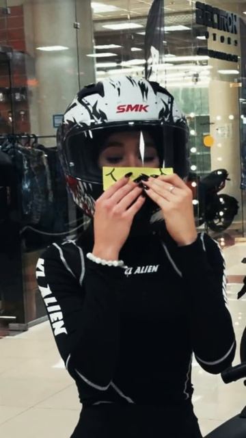 Узнали знакомых?) смотреть онлайн