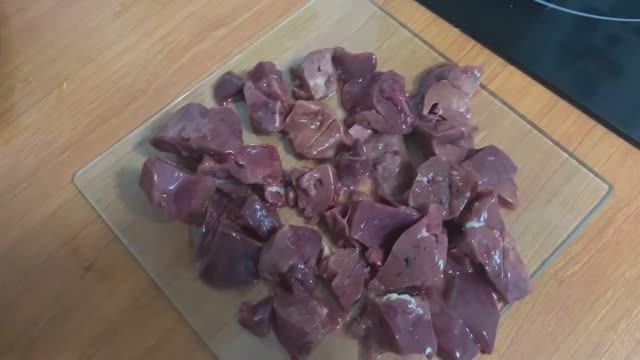 А что так можно было? Паштет для кота! Пользуйтесь!