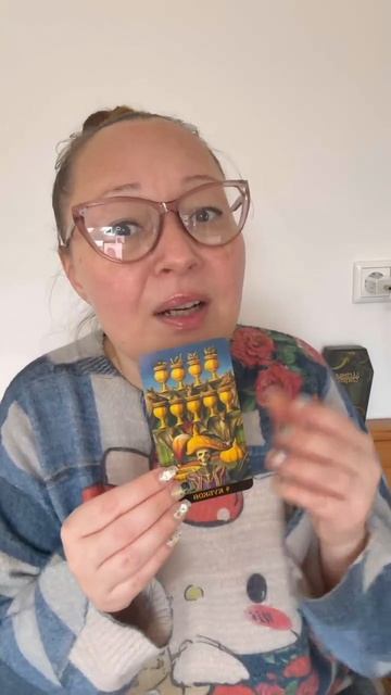 Прогноз на ноябрь для Водолеев #november #tarot #horoscope #aquarius #водолей смотреть онлайн