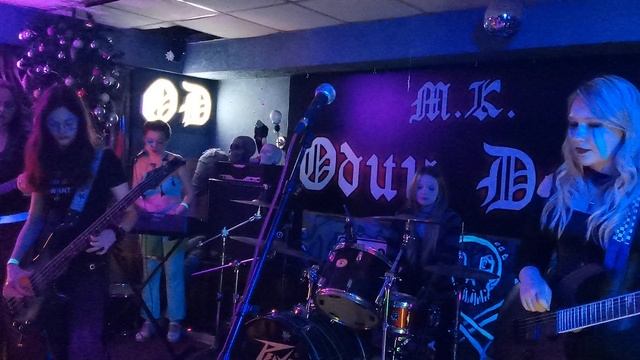 Группа "Боги не шутят" на фестивале "Девушки в роке" 01.11.2025