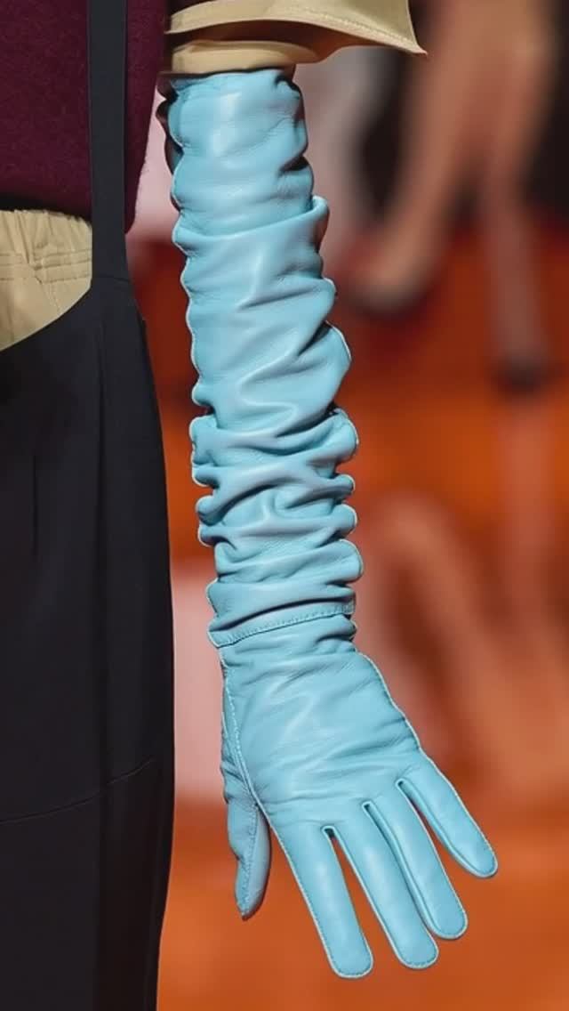 📍 ПЕРЧАТКИ PRADA - модный тренд сезона 2026 года смотреть онлайн