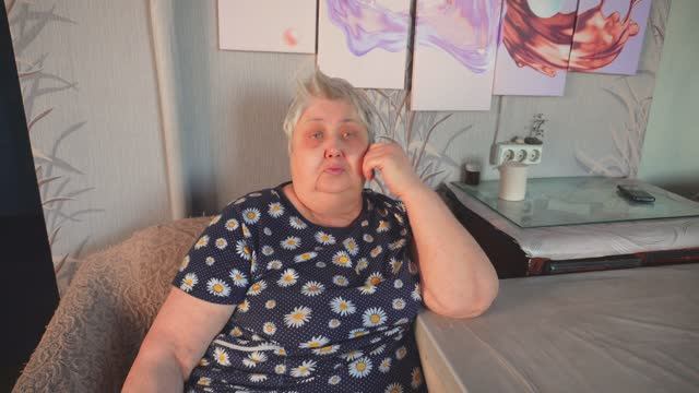 Маме уже лучше Утро в Сибири Будем готовить блюдо из субпродуктов смотреть онлайн