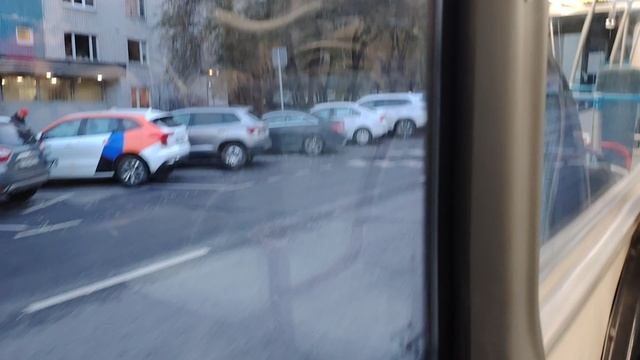 Поездка на автобусе Нефаз 5299 борт 192863, по маршруту 652 смотреть онлайн