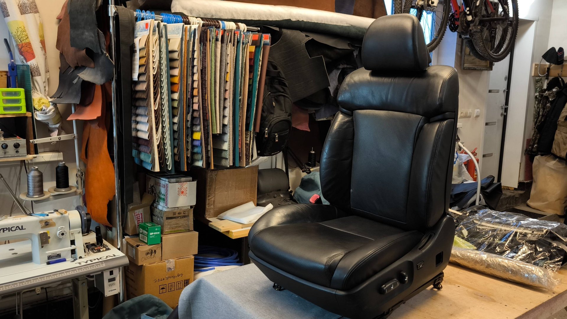 Сложная перетяжка сиденья от автомобиля Lexus GS 300. смотреть онлайн