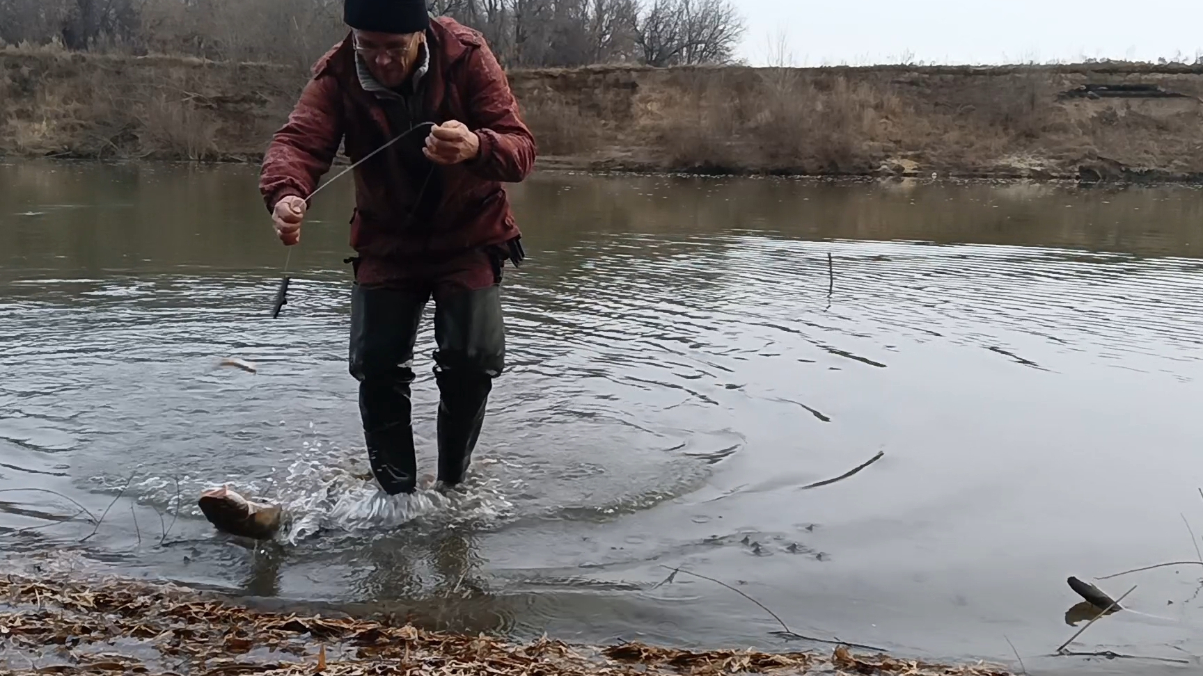 Рыбалка на налима.Проверка поставушек-закидушек.3.11.25г. смотреть онлайн